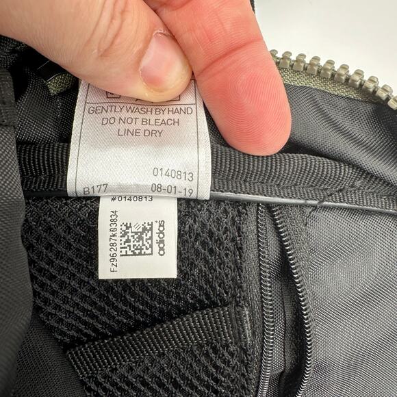 Adidas Linear Mini Backpack Small Travel Bag Olive Green/Black Adjustable Staps - Picture 9 of 9